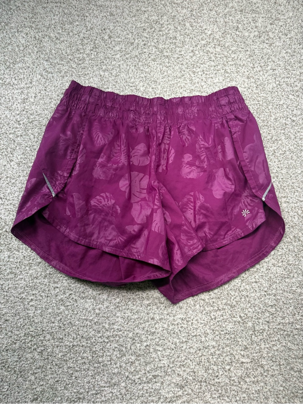 Women's‎ Athleta Race Runner Purple Plum Palm Botanical Athletic Shorts S